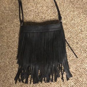 ✨Fringe Over the Shoulder Bag✨